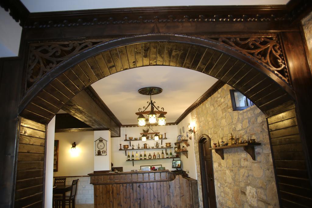 Hotel Vila Aleksander Берат Экстерьер фото